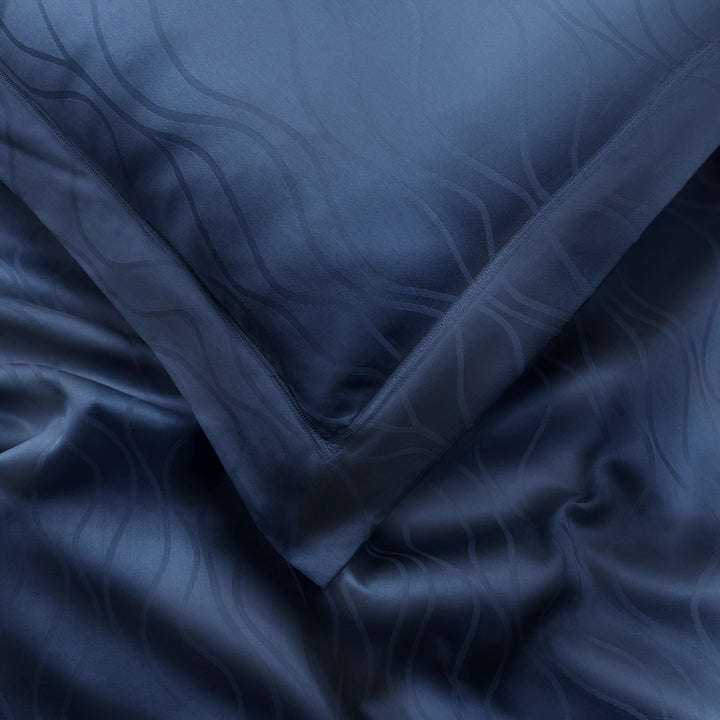 Artemis Italian Jacquard Weave Sateen Cotton Bedsheet- 400 TC (Wave Design)