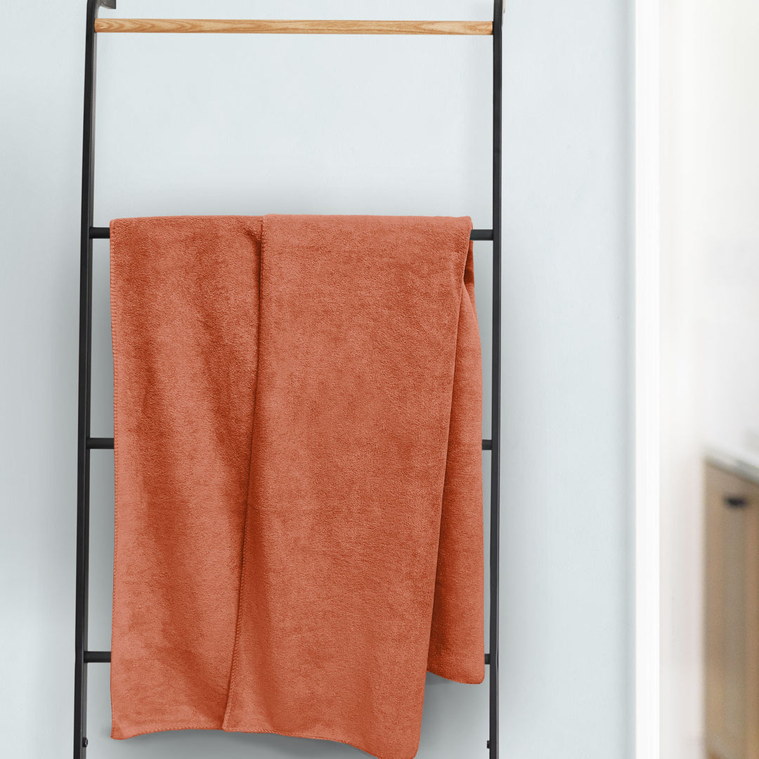 Rust Brown Color Ultra Soft microfiber Towel with 450 GSM (Ultra-soft microfiber, 450 GSM, Superior quality, Highly Absorbent, Luxuriously Soft, Wide usage range, Lint resistant, Multiple Size Variations)