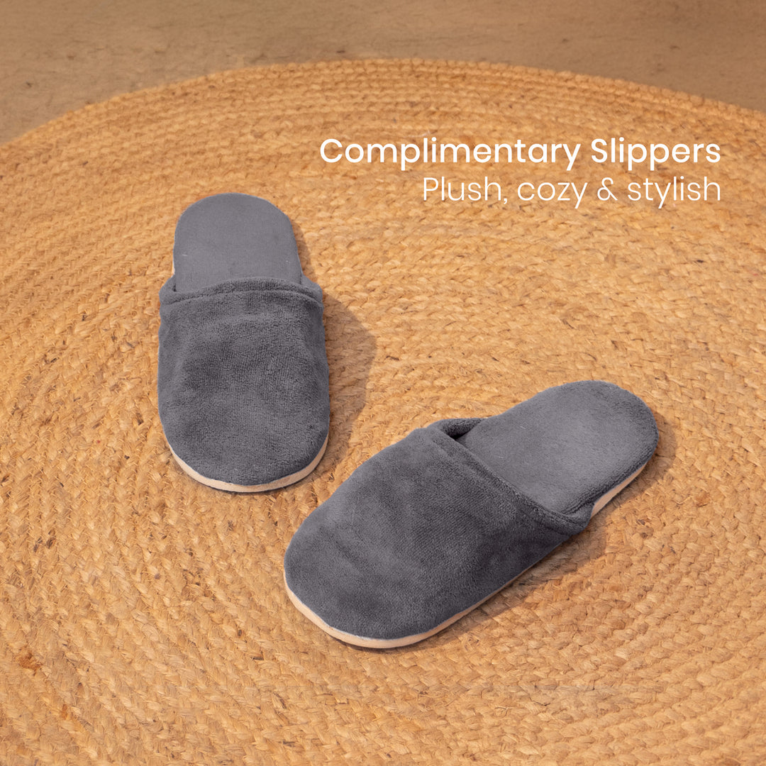 Caldezonia Unisex Microfiber Bathrobe with Slippers
