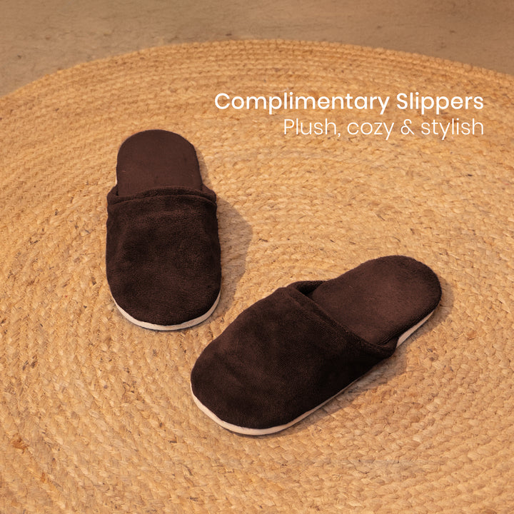 Caldezonia Unisex Microfiber Bathrobe with Slippers