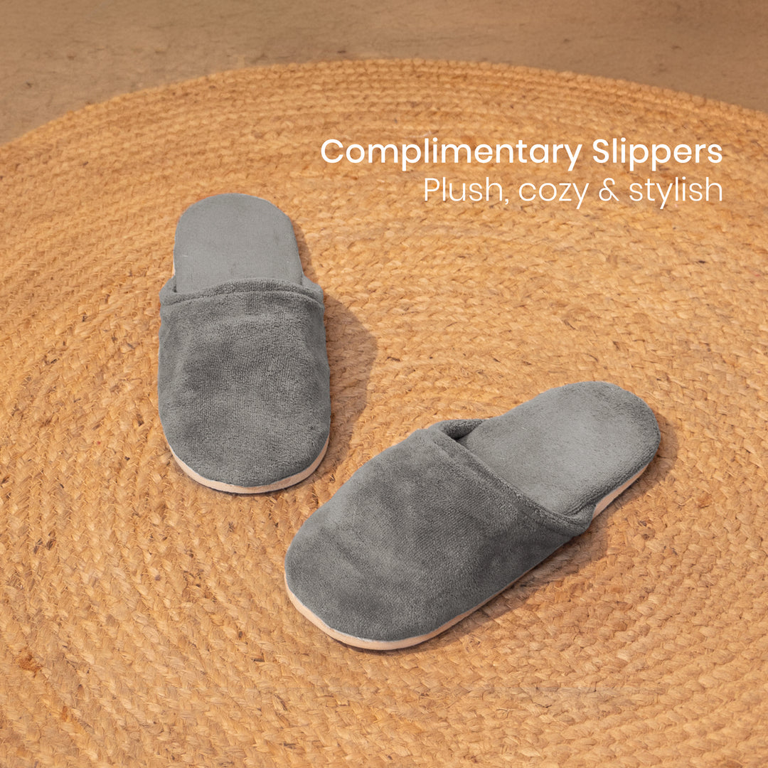 Caldezonia Unisex Microfiber Bathrobe with Slippers