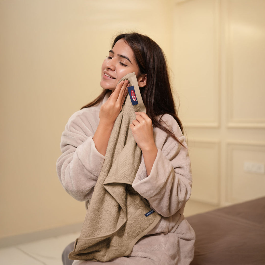 Spur Bamboo Bath Towel in 525 GSM