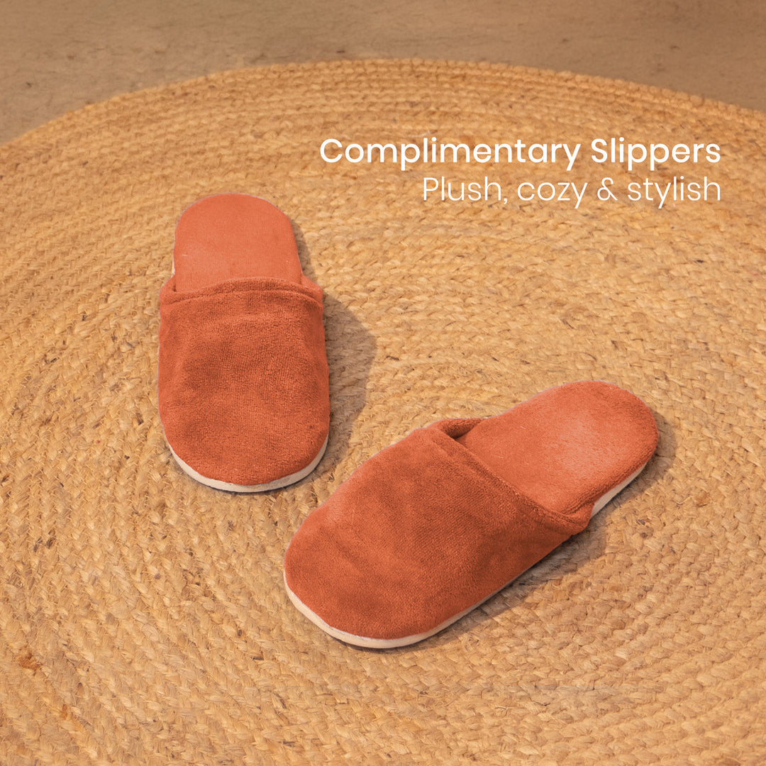 Caldezonia Unisex Microfiber Bathrobe with Slippers