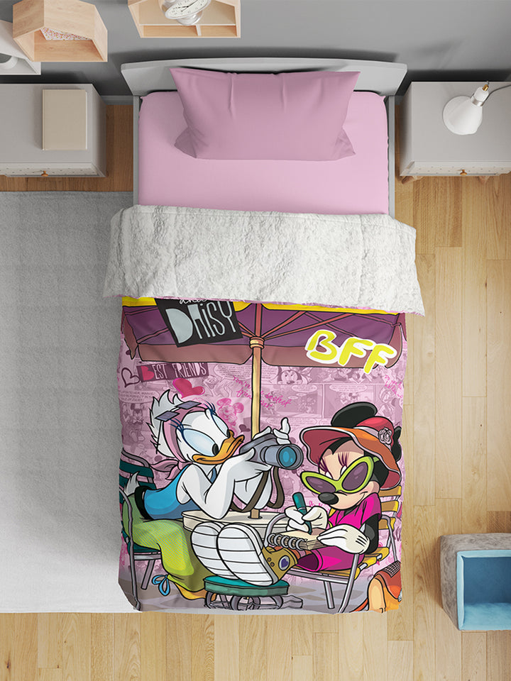 Disney Minnie Printed Single Bed Blanket ( 100% polyester fabric, ultrasoft, warm and comfortable, Size : 140 cm x 220 cm) 