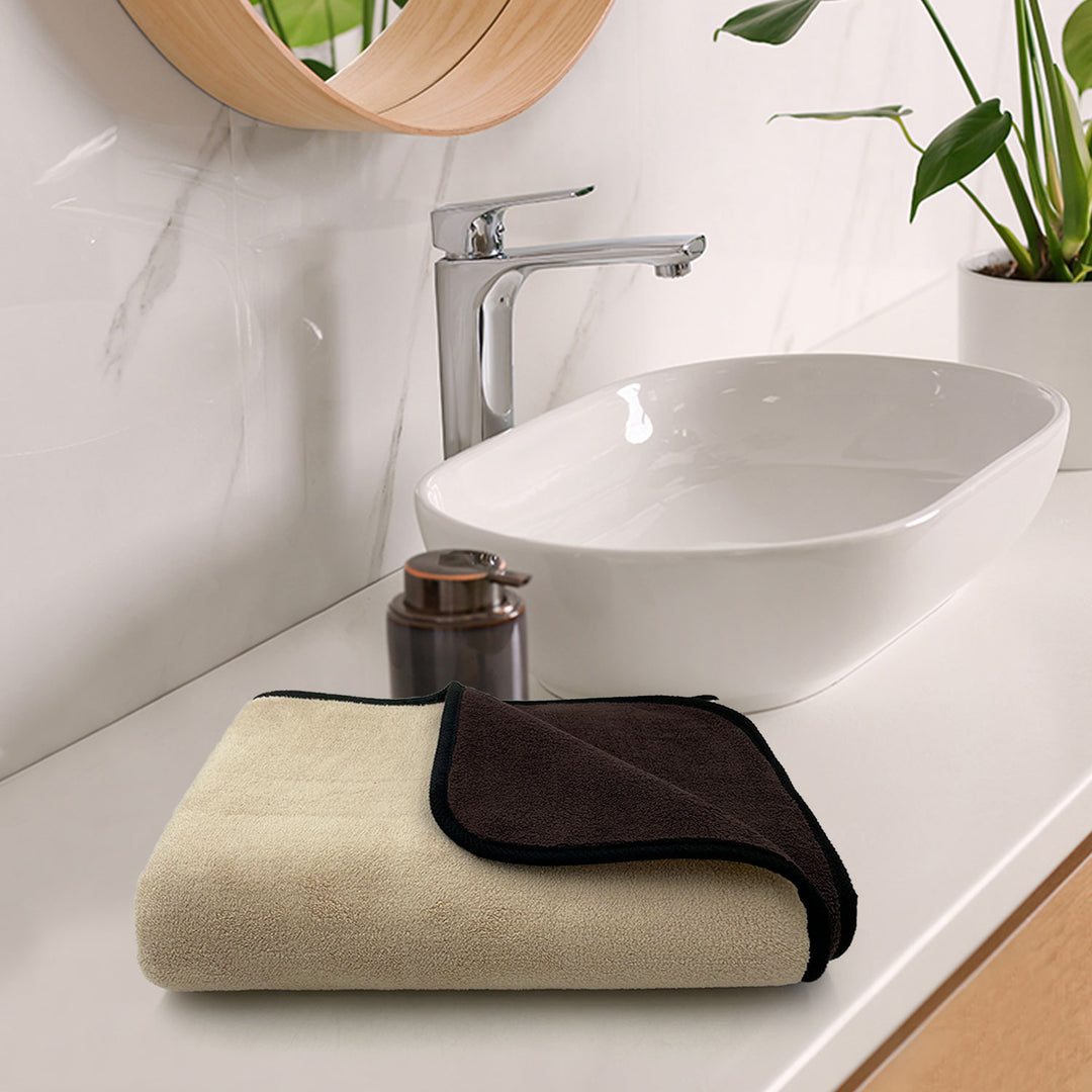 Beige & Brown Color Reversible Microfiber towel with 650 GSM (100% Microfiber, Dual-sided towels, Super Absorbent, 650 GSM, Durable and long-lasting, Anti Shrink, Quick drying, High-end reversible, Fade and Lint resistance )