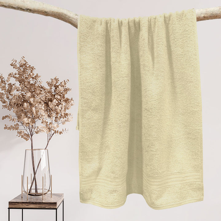 Cream Color 100% Cotton Bath towel with 450 GSM (100% Cotton, 450 GSM, Luxuriously soft on skin, Quick drying, Rich aesthetic, Variety of Vibrant Color, Spa-like feel, Multi-purpose uses) 