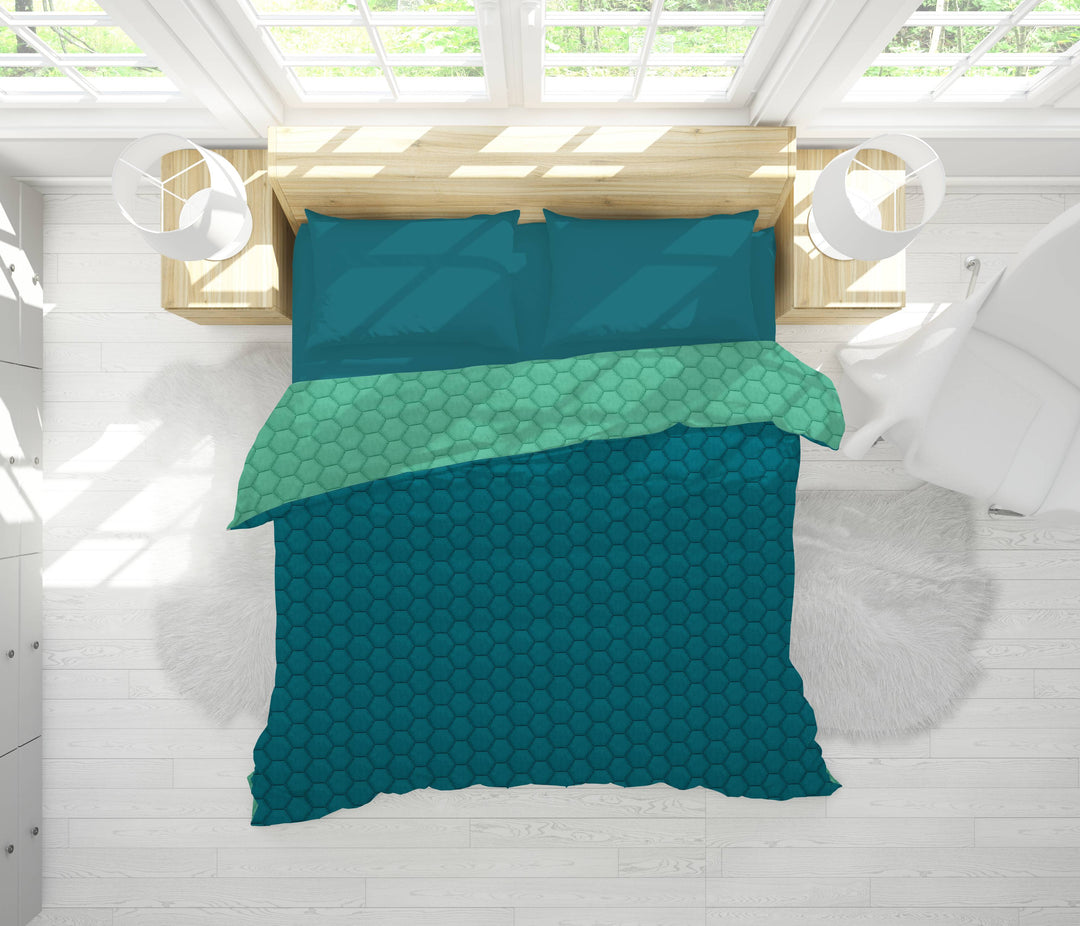 Reversible AC Quilt by Sassoon Green