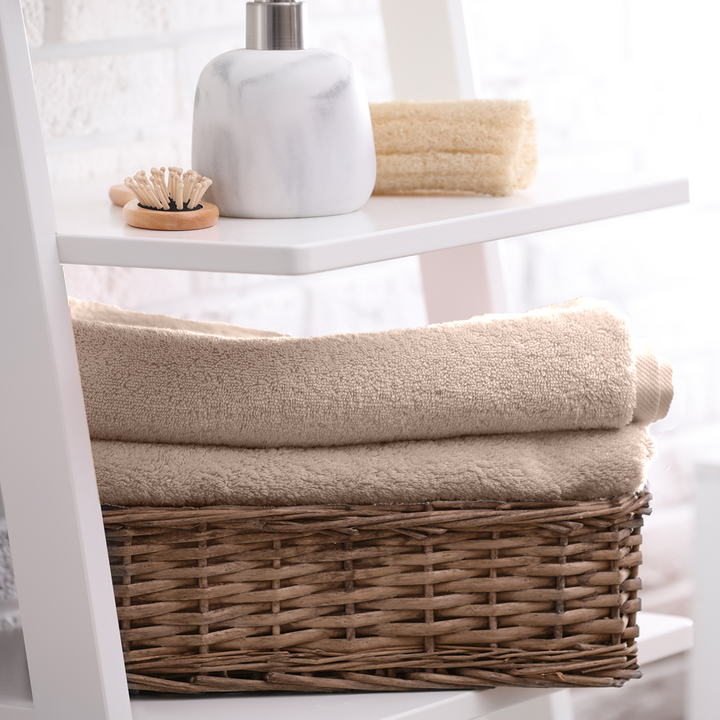 Beige Color Hypoallergenic Bamboo Towel with 525 GSM ( Bamboo & Cotton Blend Fibre, Odor Free, Antimicrobial Properties, Hypoallergenic, Fast Drying, Eco Friendly )