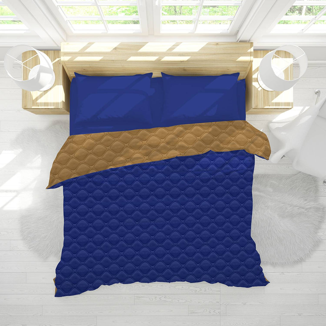 Reversible AC Quilt by Sassoon Blue