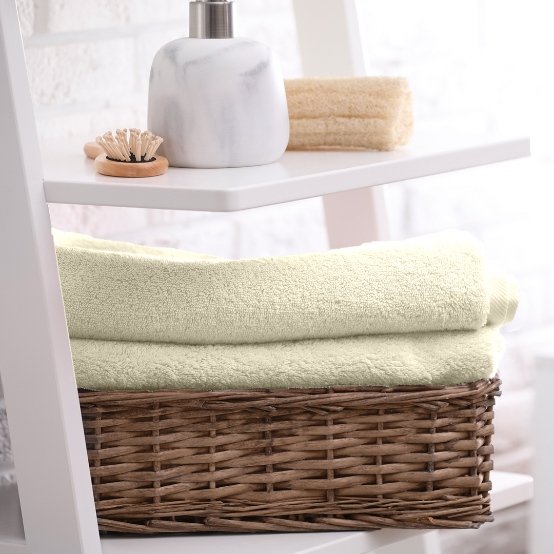 White Color Hypoallergenic Bamboo Towel with 525 GSM ( Bamboo & Cotton Blend Fibre, Odor Free, Antimicrobial Properties, Hypoallergenic, Fast Drying, Eco Friendly )