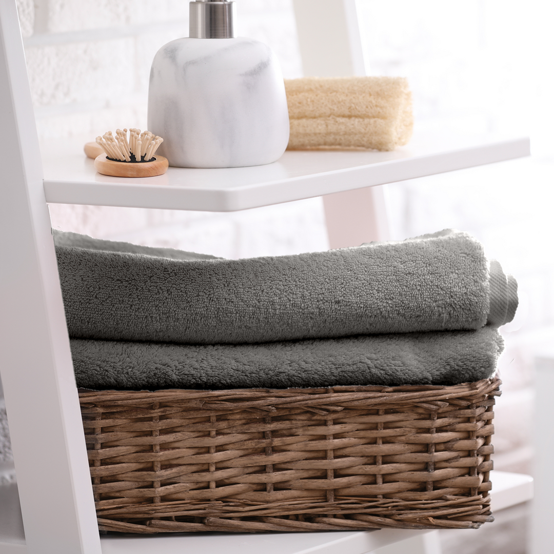 Grey Color Hypoallergenic Bamboo Towel with 525 GSM ( Bamboo & Cotton Blend Fibre, Odor Free, Antimicrobial Properties, Hypoallergenic, Fast Drying, Eco Friendly )